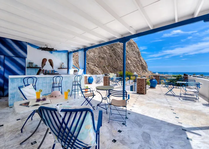 Apartment Onar & Perissa (Santorini)