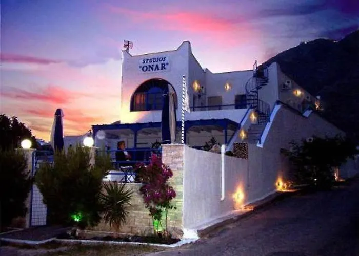 Apartment Onar & Perissa (Santorini)