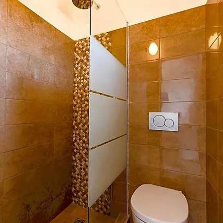 Apartamento Onar Rooms&studios *