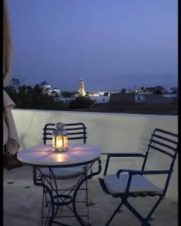Onar Rooms&studios Perissa (Santorini)