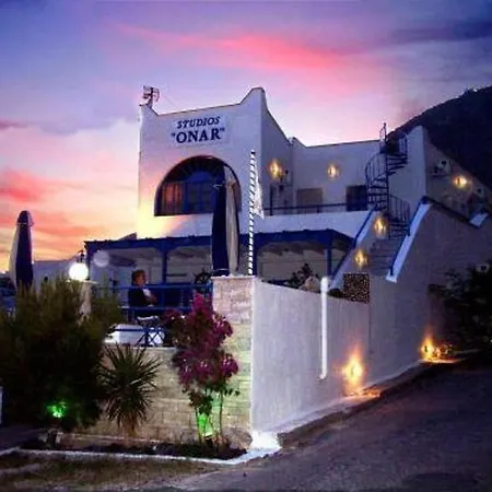 Apart Otel Onar & Perissa (Santorini)