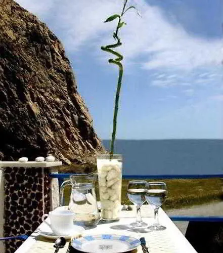 Onar & * Perissa (Santorini)