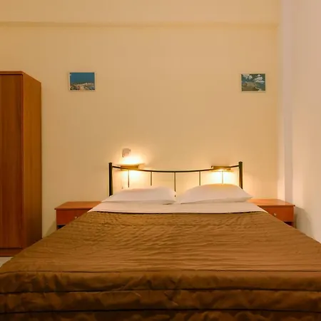 Aparthotel Onar &