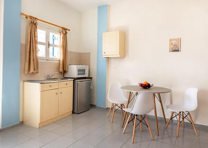 Onar & Perissa (Santorini)