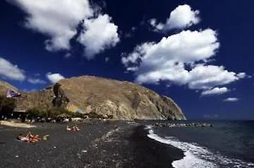 Onar & Lejlighed Perissa (Santorini)